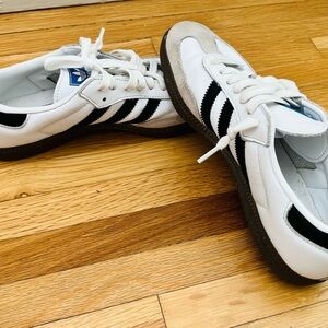 Adidas Samba’s - 7 1/2  -  gently worn